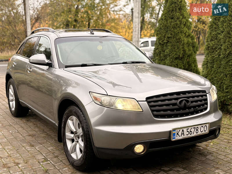 Infiniti FX 35 2004