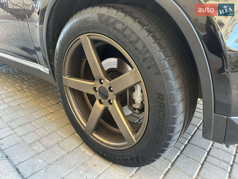 Внедорожник / Кроссовер Infiniti FX 35 2008 в Одессе