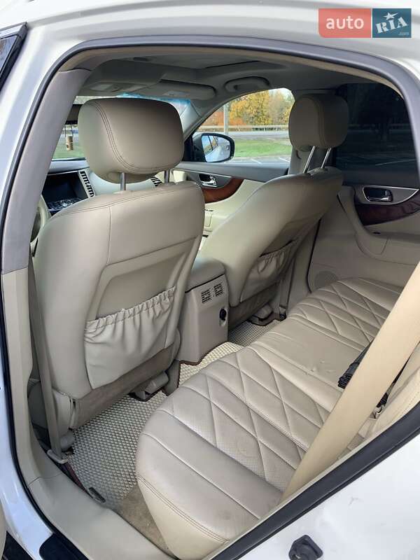 Внедорожник / Кроссовер Infiniti FX 35 2010 в Харькове фото 5 Внедорожник / Кроссовер Infiniti FX 35 2010 в Харькове
