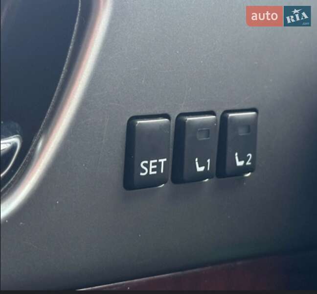 Внедорожник / Кроссовер Infiniti FX 35 2010 в Черкассах