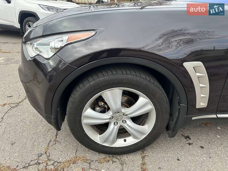 Позашляховик / Кросовер Infiniti FX 35 2008 в Полтаві