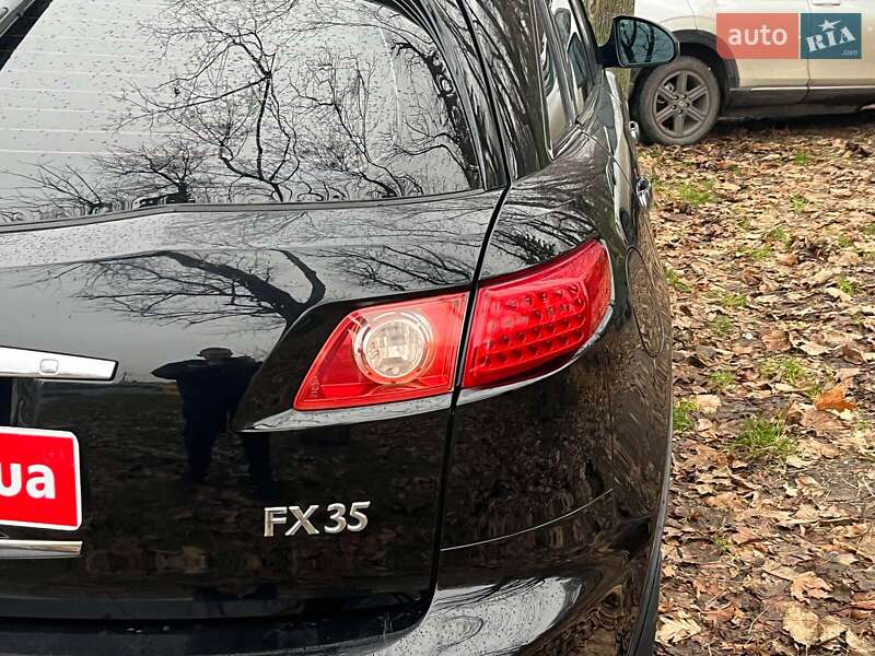 Позашляховик / Кросовер Infiniti FX 35 2007 в Києві