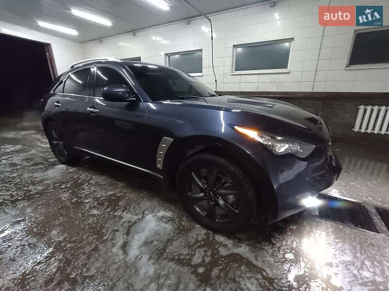 Внедорожник / Кроссовер Infiniti FX 35 2010 в Каменец-Подольском фото 6 Внедорожник / Кроссовер Infiniti FX 35 2010 в Каменец-Подольском