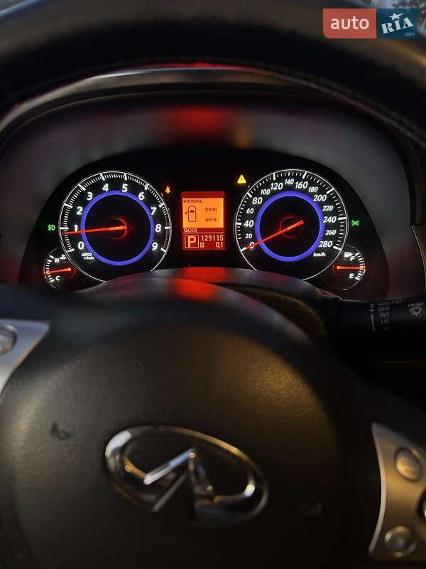 Внедорожник / Кроссовер Infiniti FX 35 2008 в Харькове