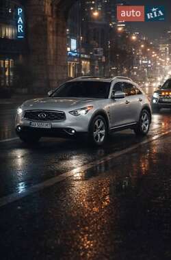 Внедорожник / Кроссовер Infiniti FX 35 2010 в Черкассах