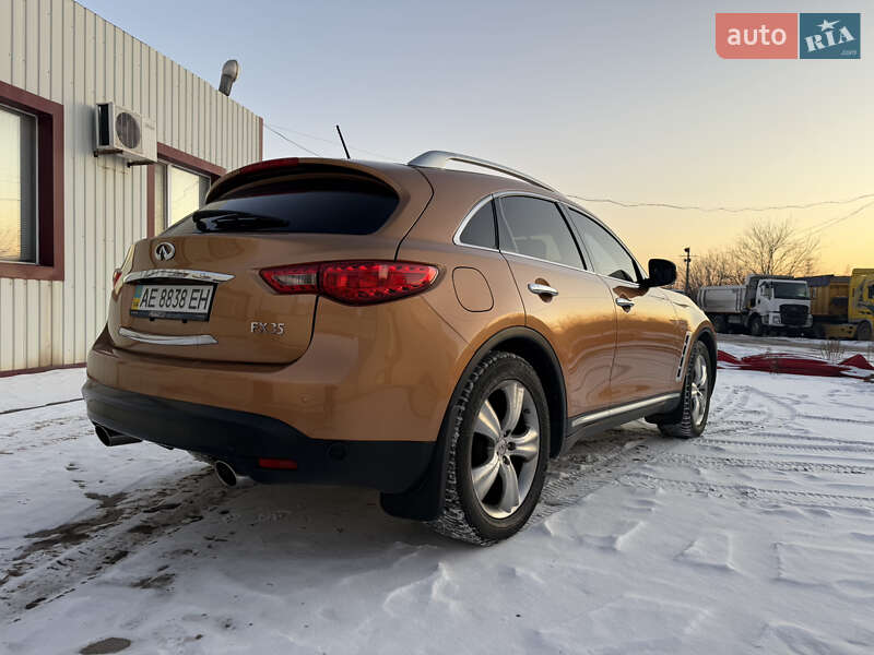 Внедорожник / Кроссовер Infiniti FX 35 2008 в Кривом Роге