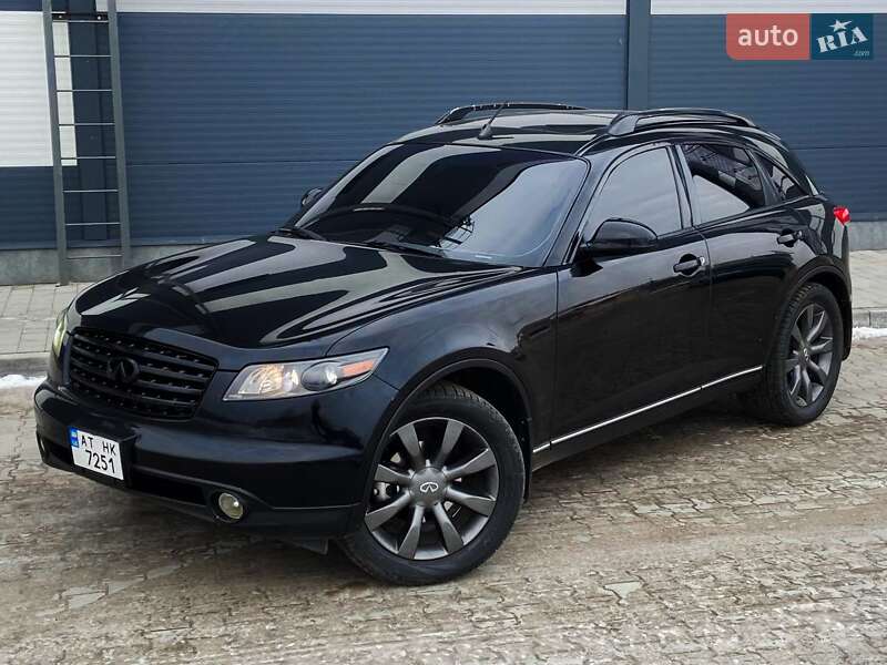 Внедорожник / Кроссовер Infiniti FX 35 2004 в Калуше
