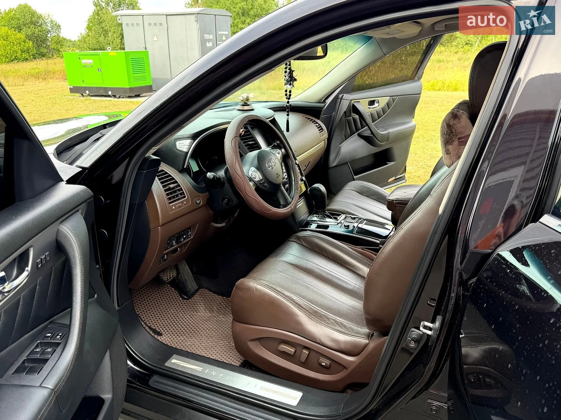 2011 Infiniti FX - мініатюра 12