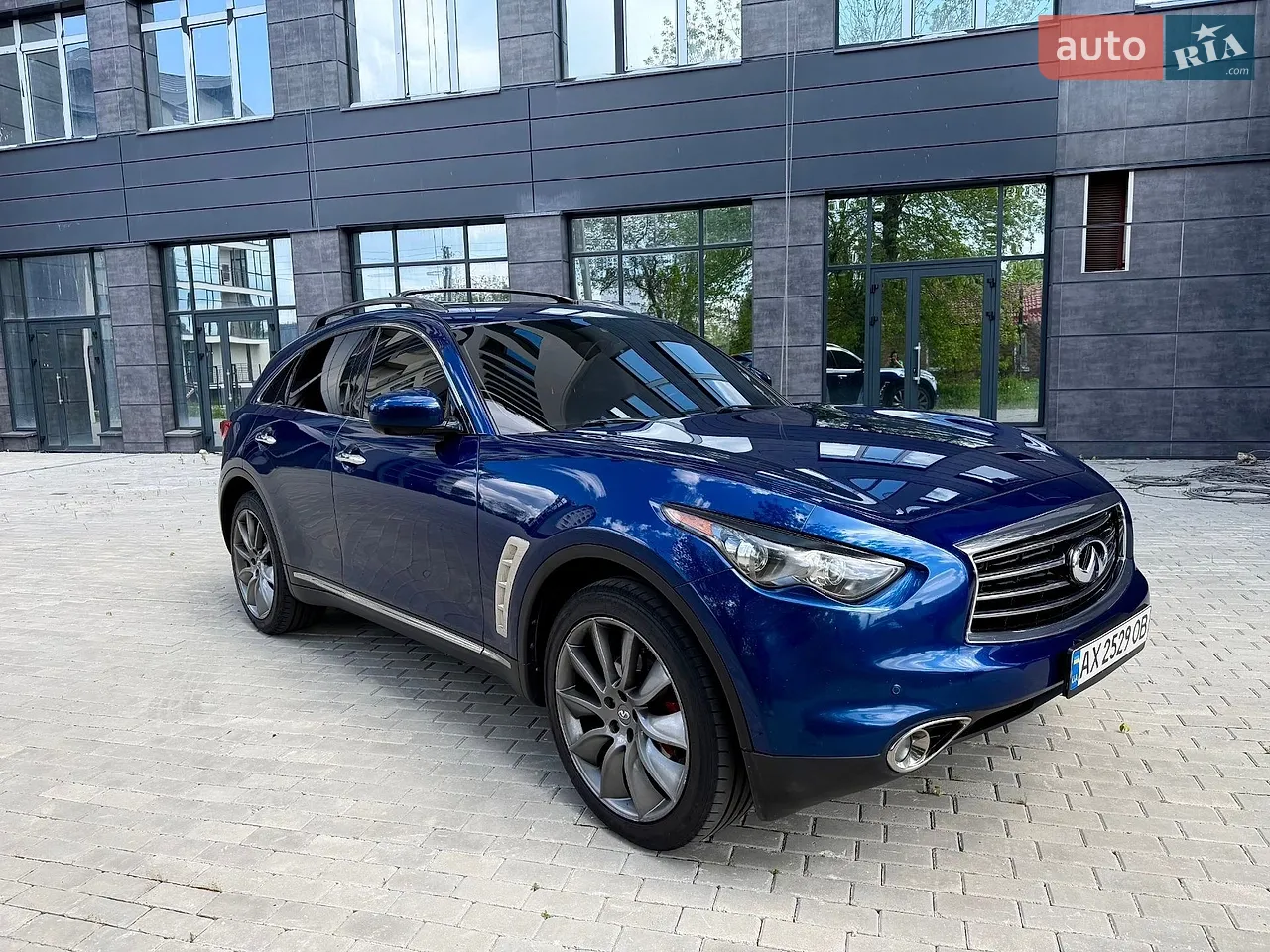2010 Infiniti FX - мініатюра 12