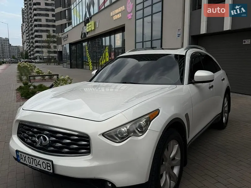 Infiniti FX 35