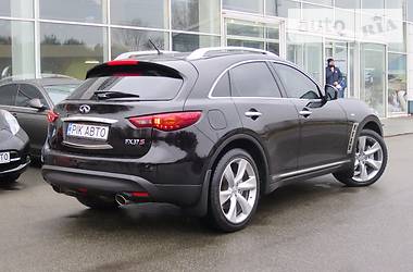 Внедорожник / Кроссовер Infiniti FX 37 2011 в Киеве