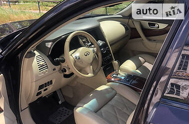 Позашляховик / Кросовер Infiniti FX 37 2011 в 