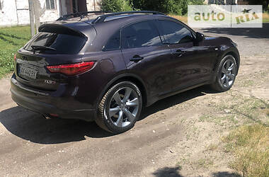 Позашляховик / Кросовер Infiniti FX 37 2011 в 