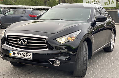 Хэтчбек Infiniti FX 37 2013 в 