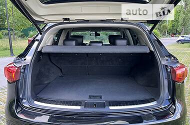 Внедорожник / Кроссовер Infiniti FX 37 2011 в 