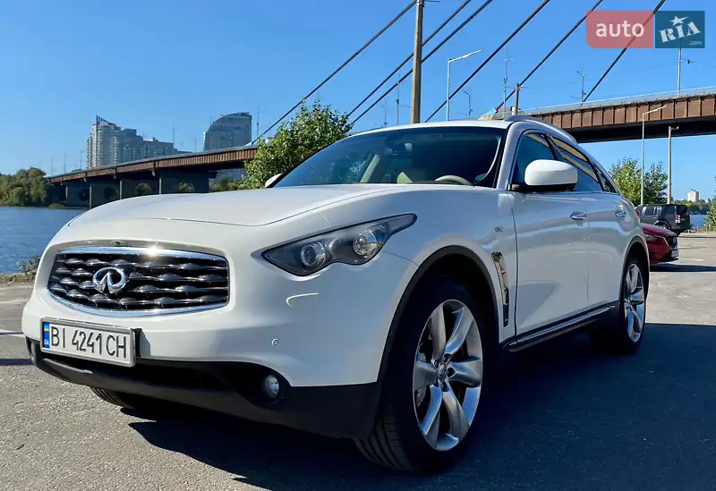 Infiniti FX 37
