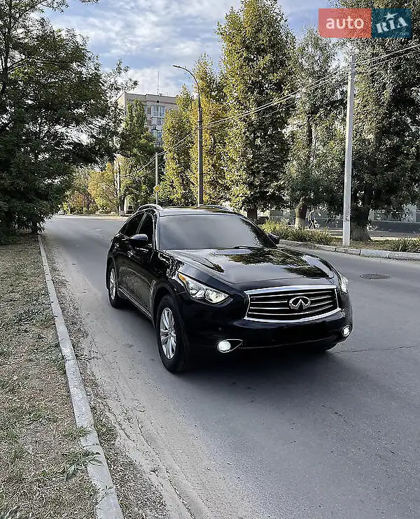 Infiniti FX 37 2012