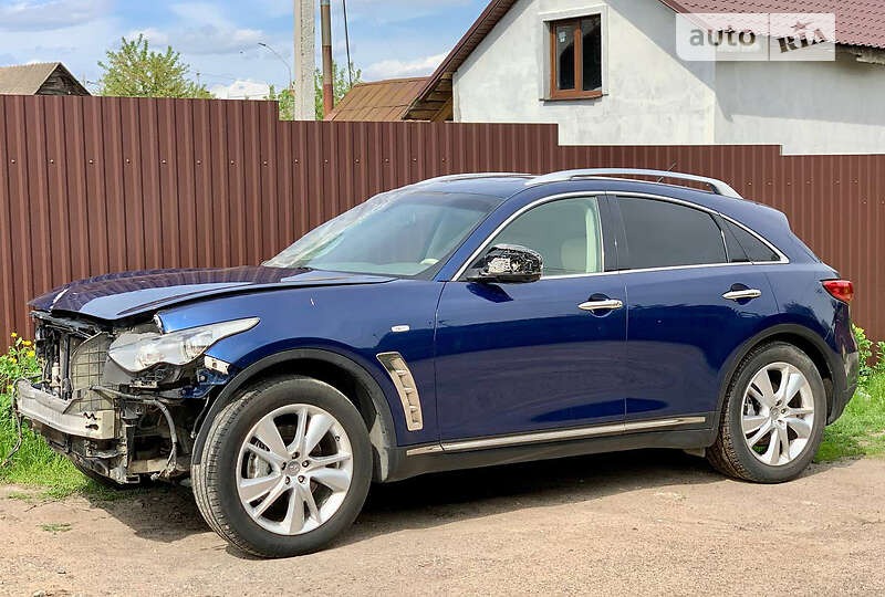 Внедорожник / Кроссовер Infiniti FX 37 2012 в Житомире