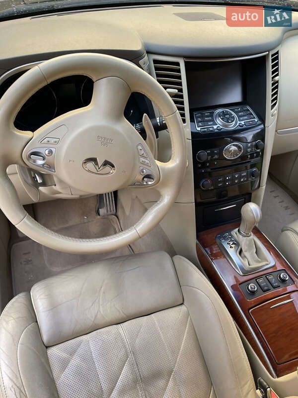 Позашляховик / Кросовер Infiniti FX 37 2011 в Перемишлянах