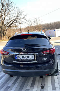 Внедорожник / Кроссовер Infiniti FX 37 2011 в Ужгороде