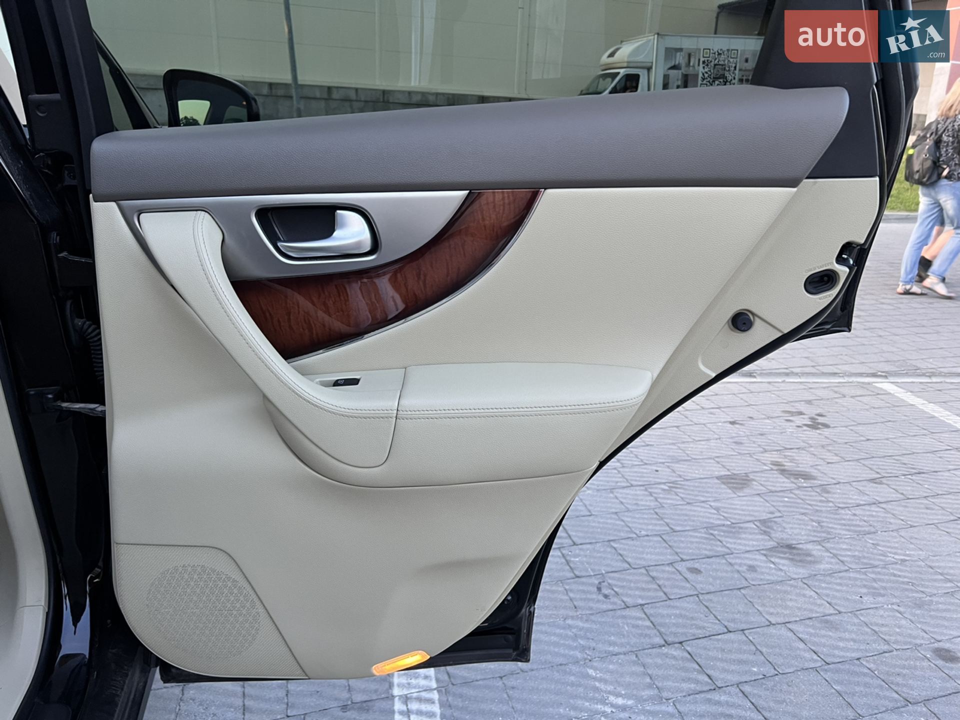 2012 Infiniti FX - мініатюра 16