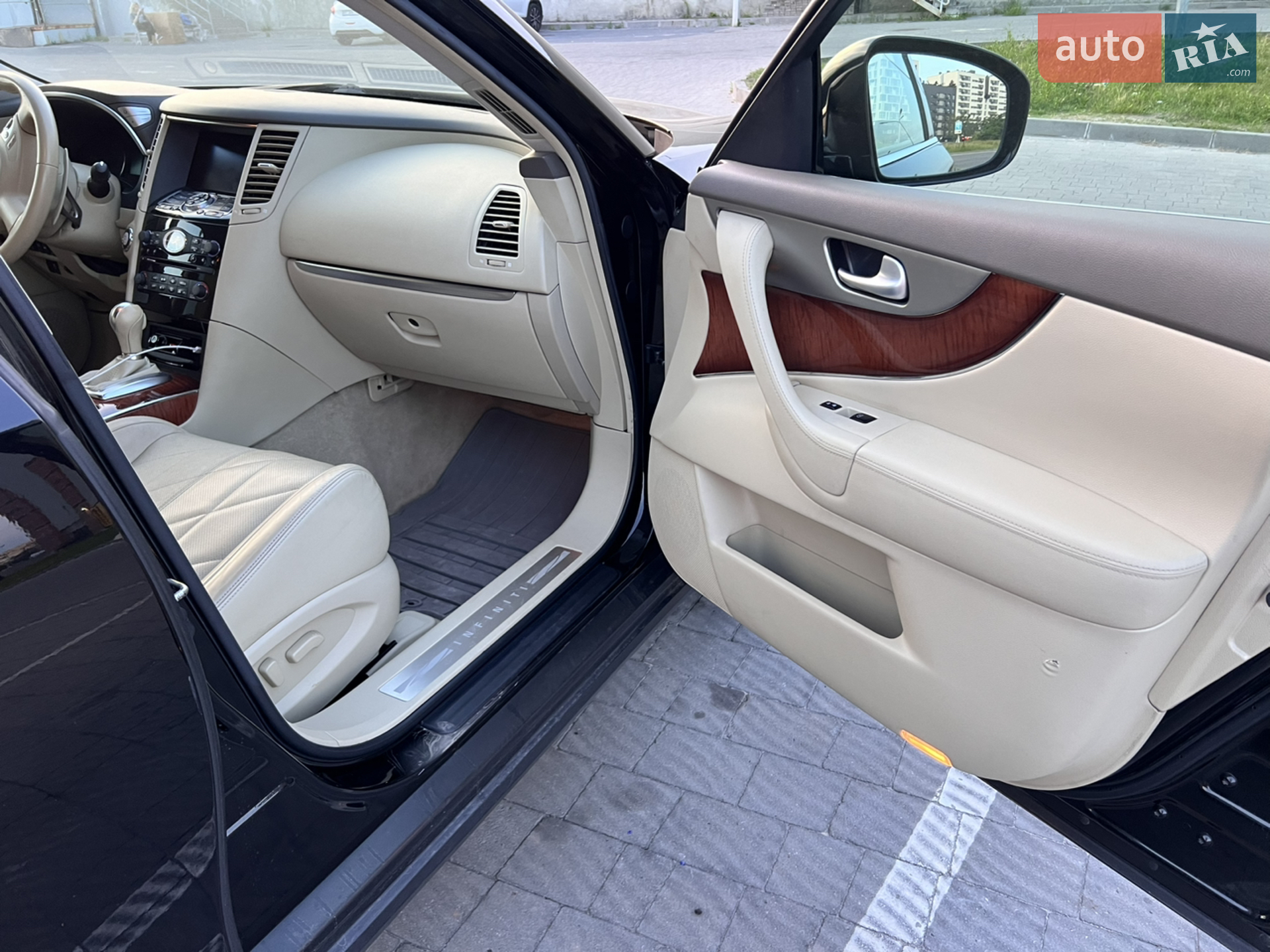 2012 Infiniti FX - мініатюра 17