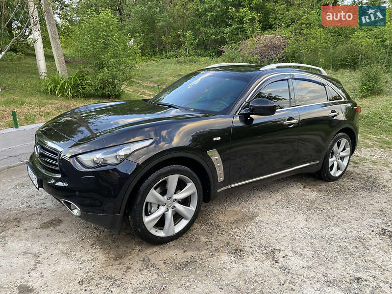 Infiniti FX 37 2012