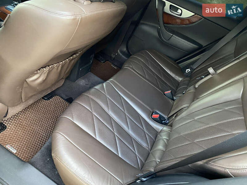 Внедорожник / Кроссовер Infiniti FX 37 2012 в Харькове