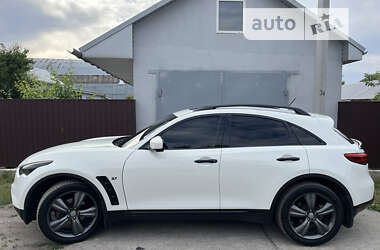 Внедорожник / Кроссовер Infiniti FX 37 2013 в Смеле