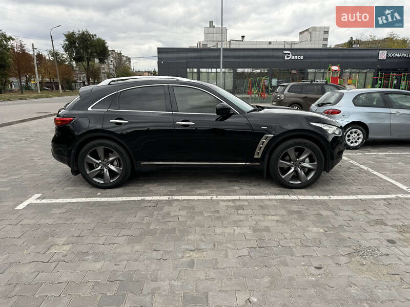 Внедорожник / Кроссовер Infiniti FX 37 2012 в Кривом Роге