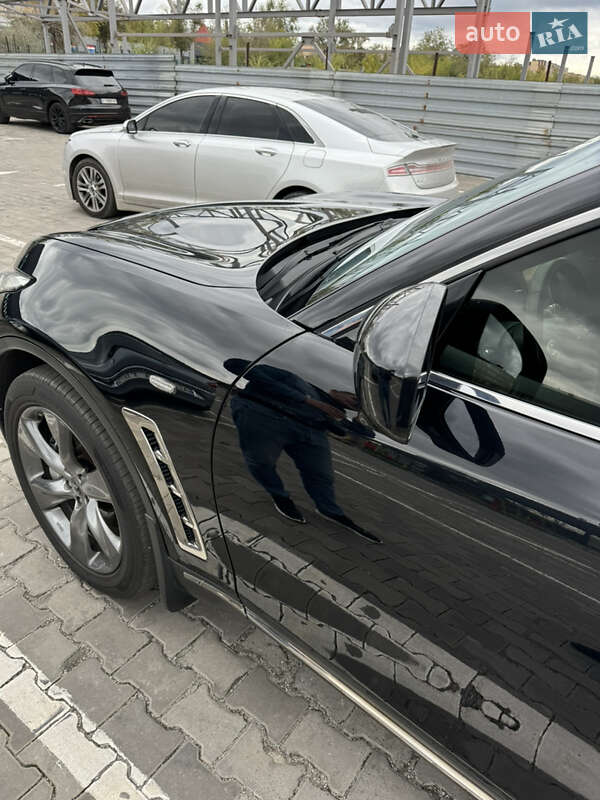 Внедорожник / Кроссовер Infiniti FX 37 2012 в Кривом Роге