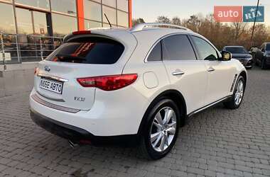 Внедорожник / Кроссовер Infiniti FX 37 2013 в 