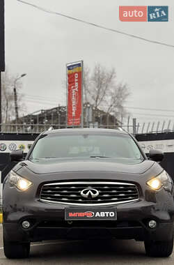 Внедорожник / Кроссовер Infiniti FX 37 2010 в Киеве