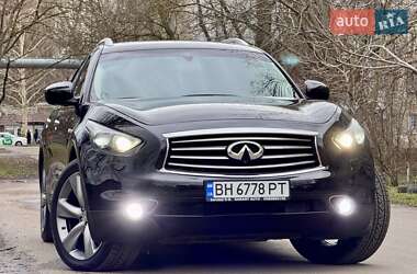 Внедорожник / Кроссовер Infiniti FX 37 2012 в 