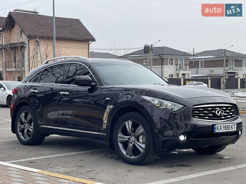 Infiniti FX 37 2010