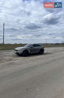Позашляховик / Кросовер Infiniti FX 37 2013 в 