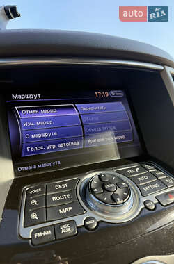 Внедорожник / Кроссовер Infiniti FX 37 2012 в 