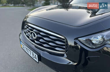 Позашляховик / Кросовер Infiniti FX 37 2010 в 