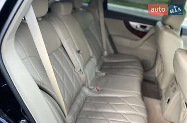 Позашляховик / Кросовер Infiniti FX 37 2010 в 