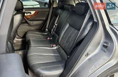 Внедорожник / Кроссовер Infiniti FX 37 2013 в 