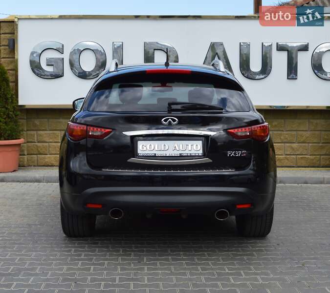 Позашляховик / Кросовер Infiniti FX 37 2012 в Одесі