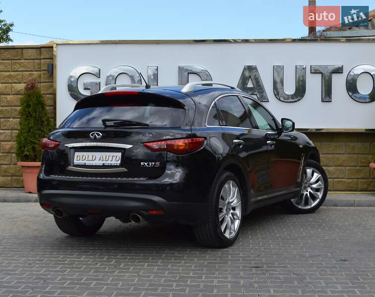 Позашляховик / Кросовер Infiniti FX 37 2012 в Одесі