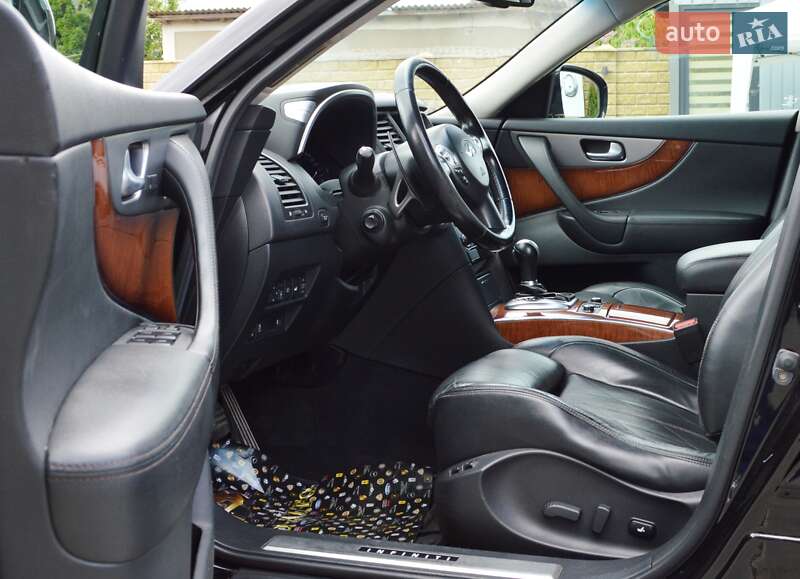 Позашляховик / Кросовер Infiniti FX 37 2012 в Одесі