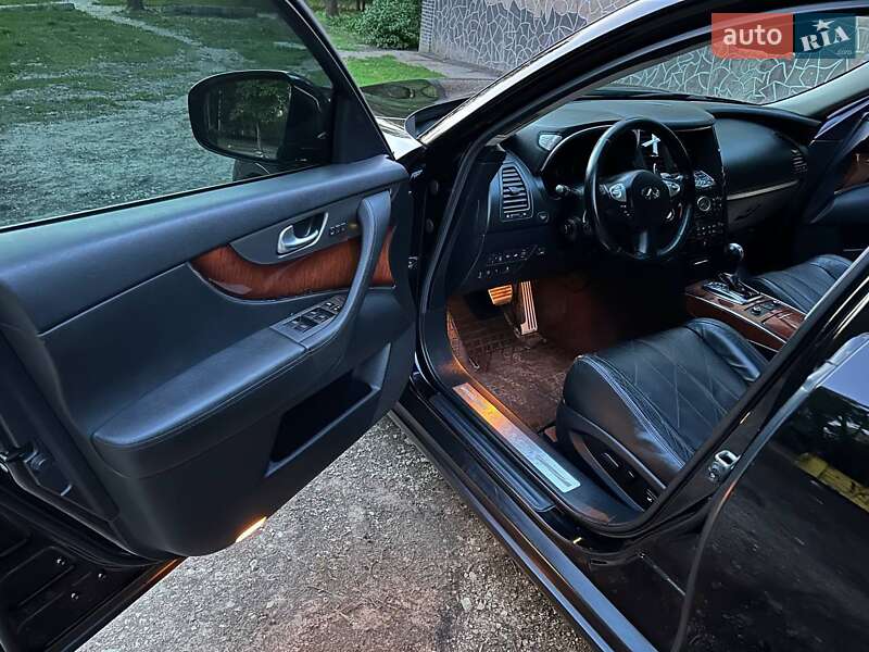 Позашляховик / Кросовер Infiniti FX 37 2011 в Харкові