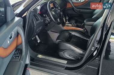 Внедорожник / Кроссовер Infiniti FX 37 2011 в 
