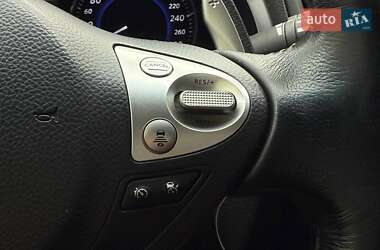 Внедорожник / Кроссовер Infiniti FX 37 2013 в 