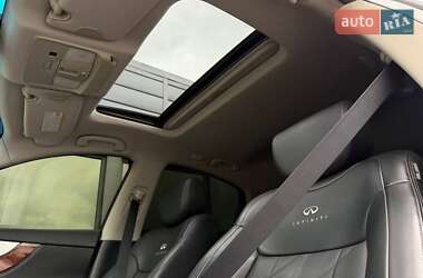 Внедорожник / Кроссовер Infiniti FX 37 2013 в 