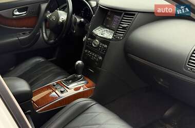 Внедорожник / Кроссовер Infiniti FX 37 2013 в 