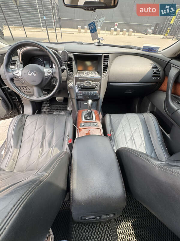 Позашляховик / Кросовер Infiniti FX 37 2012 в Києві
