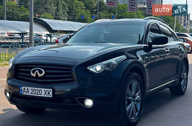 Внедорожник / Кроссовер Infiniti FX 37 2012 в 